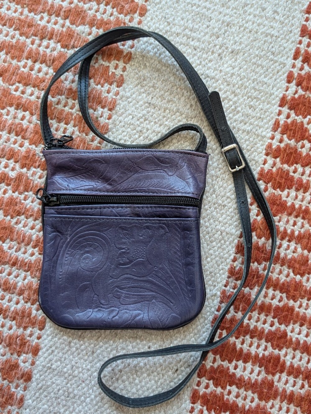 Floral Tooled Leather Crossbody Purse Bag Zip Adjustable Embossed Purple Small